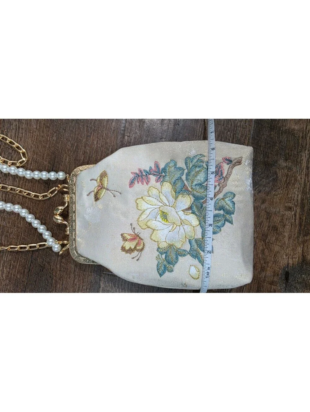 Elegant Floral Embroidered Vintage Style Pearl Handle Evening Bag